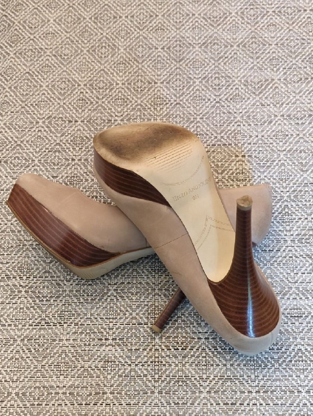 Enzo Angiolini Beige Taupe Tan Platform Pumps Almond Toe - Picture 5 of 8
